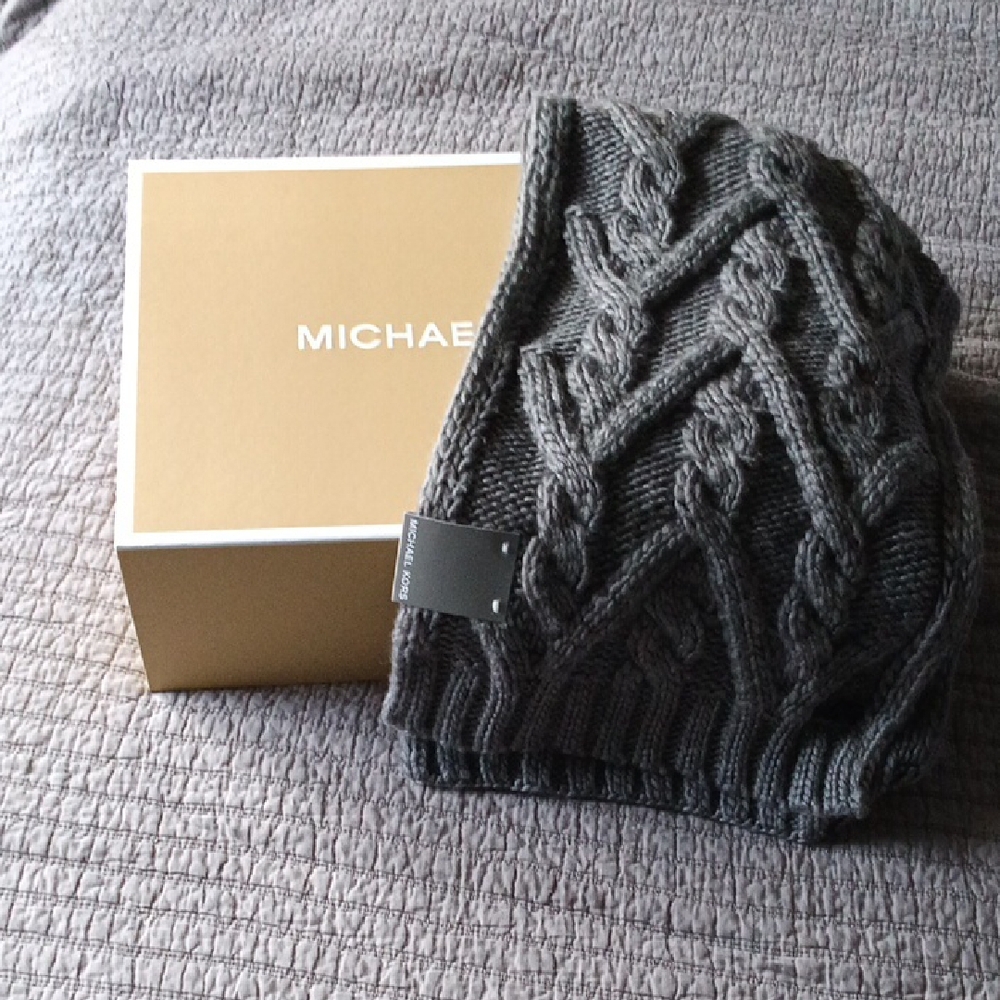 Michael Kors Dark Gray Cable Knit Scarf